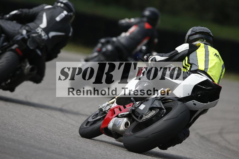/Archiv-2023/61 13.08.2023 Plüss Moto Sport ADR/Einsteiger/backside